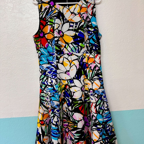 Dresses colorful. Brand SPENSE, size S - Picture 3 of 5
